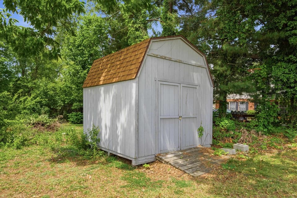670 Liberty Street NE, photo 36 of 38