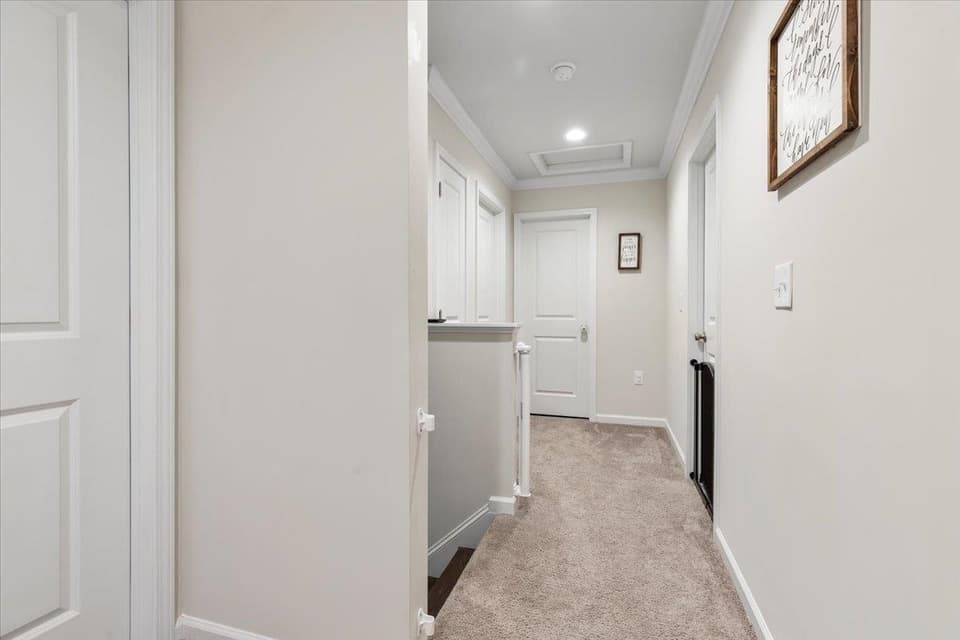 980 Holland Loop NW, photo 27 of 40