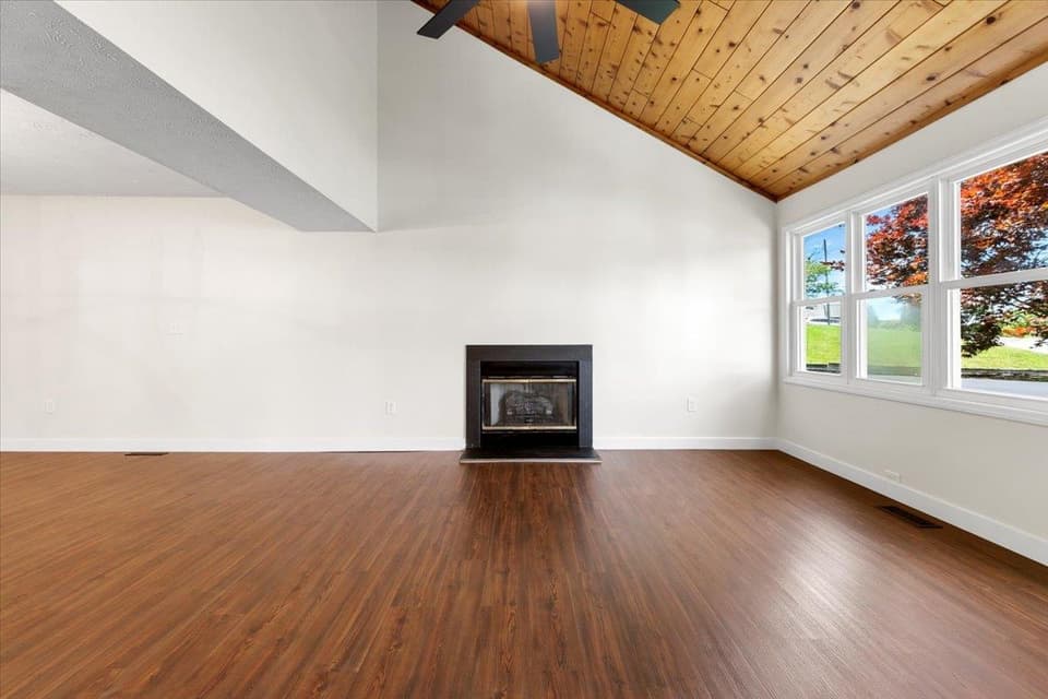 1180 Juniper Drive, photo 6 of 40
