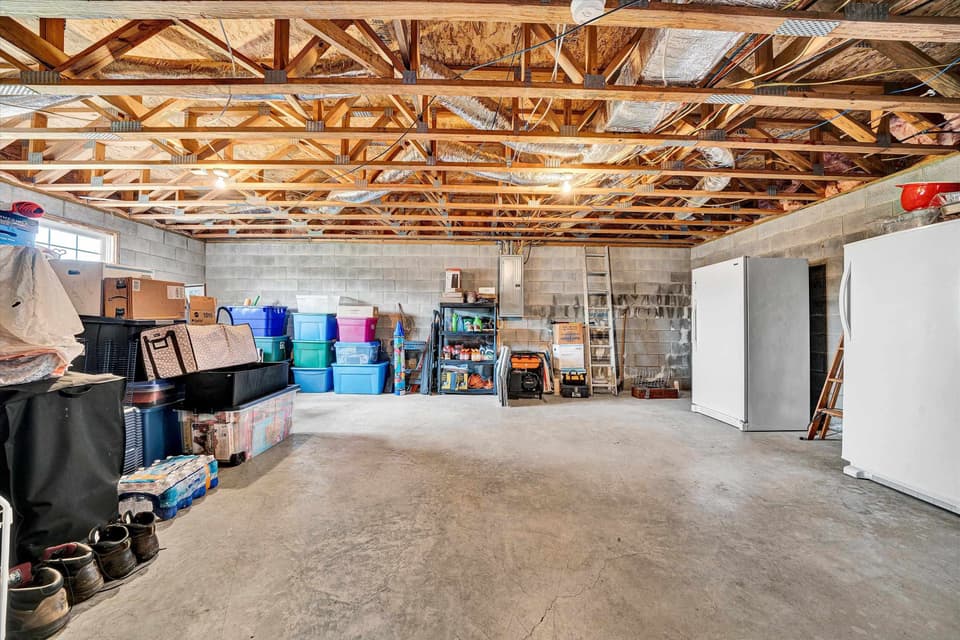 540 Harkrader Street, photo 24 of 35