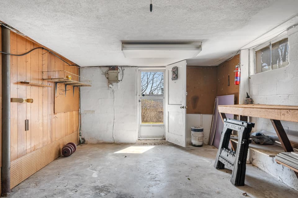 622 E Main Street, photo 26 of 36