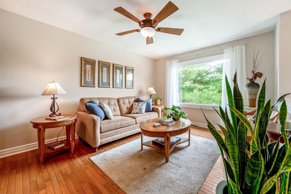 1150 George Edward Viaduct, photo 9 of 40