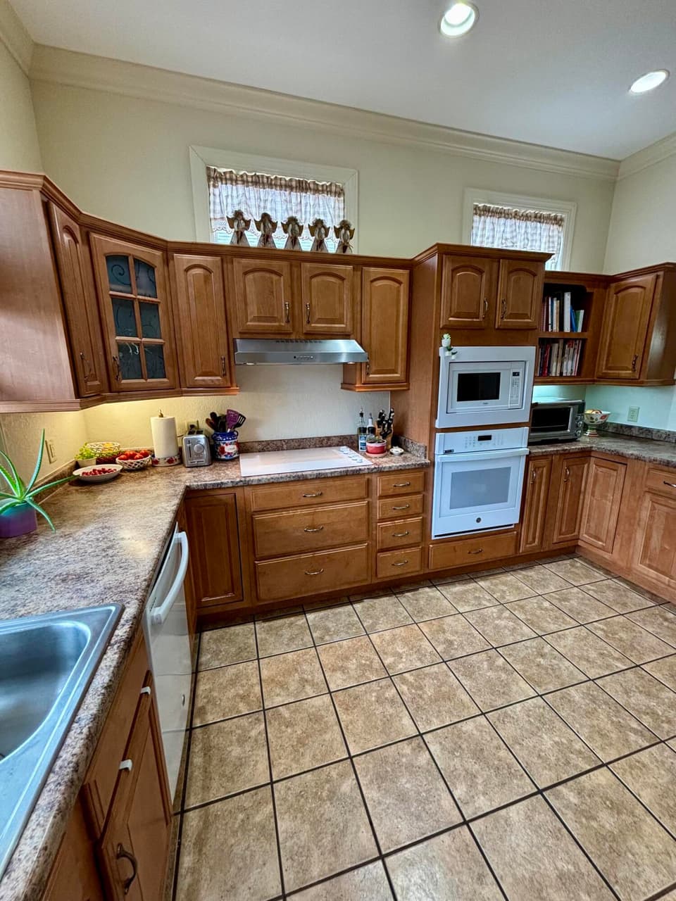 105 Alexa Ln, photo 6 of 39