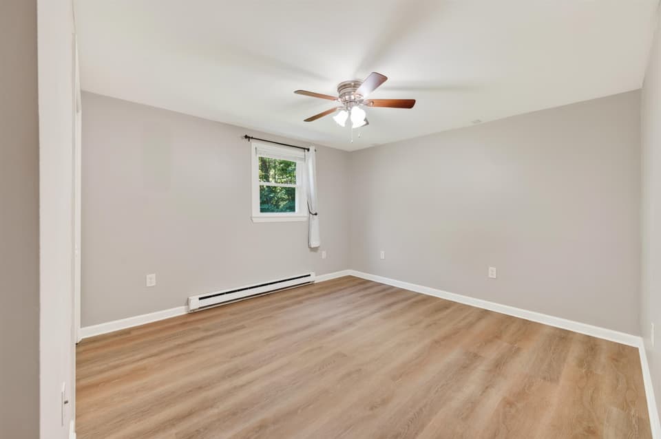 1548 Gallimore Street, photo 27 of 40