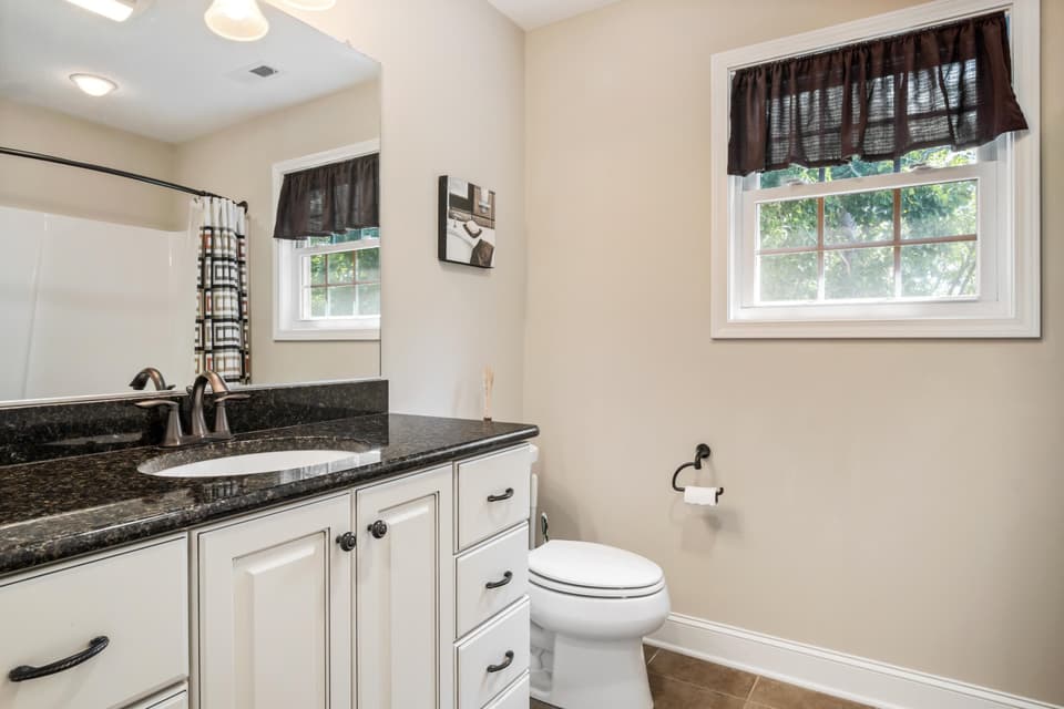 60 Florence Drive, photo 32 of 40