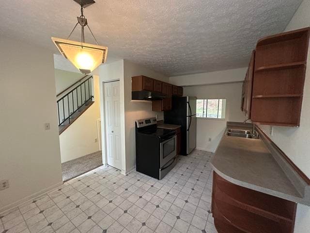 2602 Glade Drive, photo 6 of 21