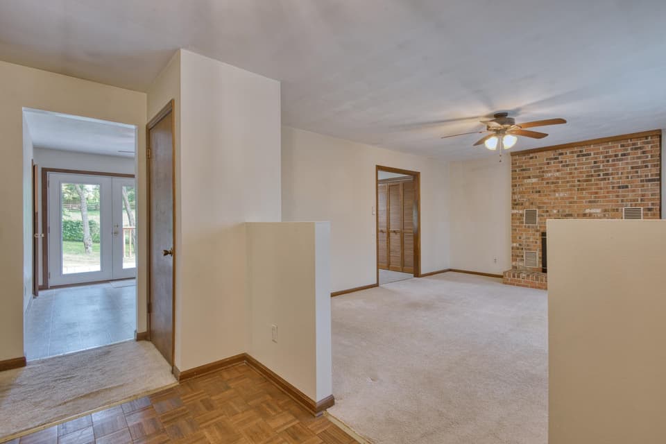 850 Church Street, photo 8 of 40