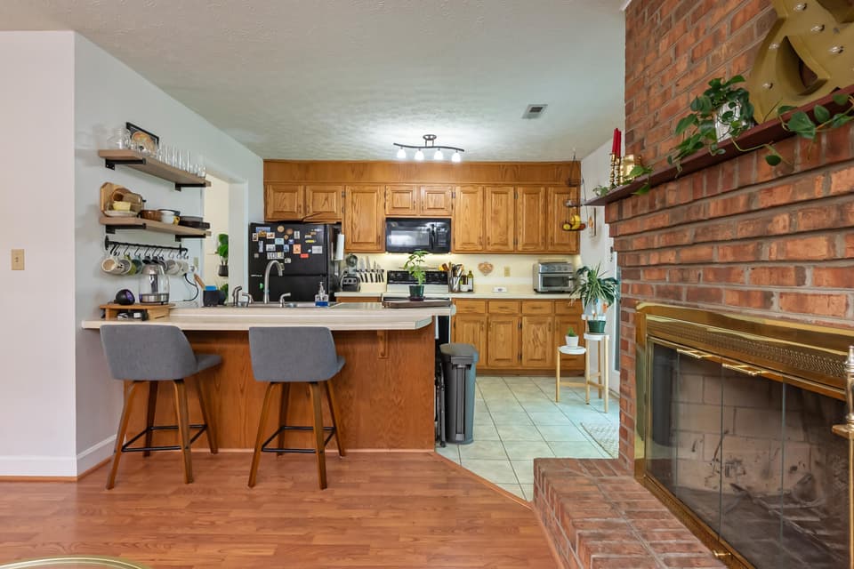705 Colhoun Street NE, photo 19 of 40