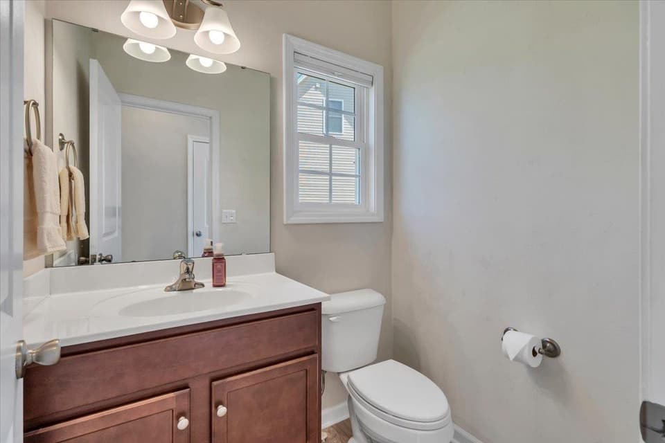 1140 Crosscreek Drive, photo 13 of 40