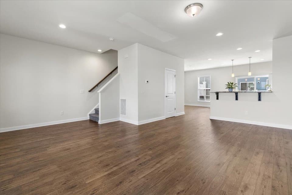 455 John Adams Drive NW, photo 15 of 39