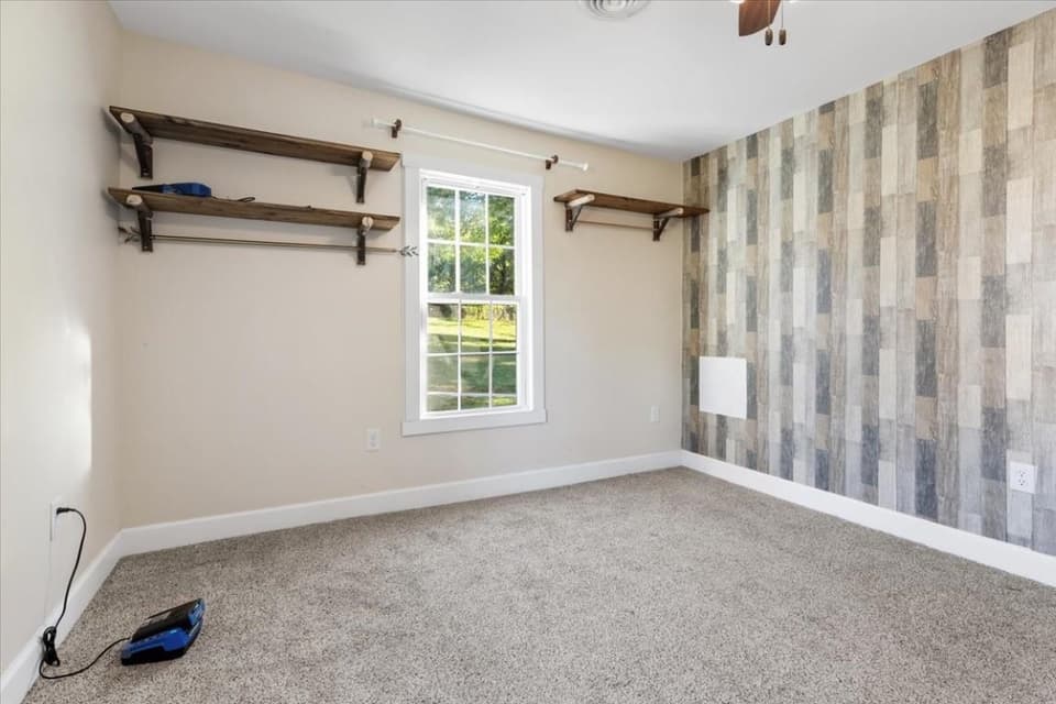 930 Forest Street, photo 16 of 36
