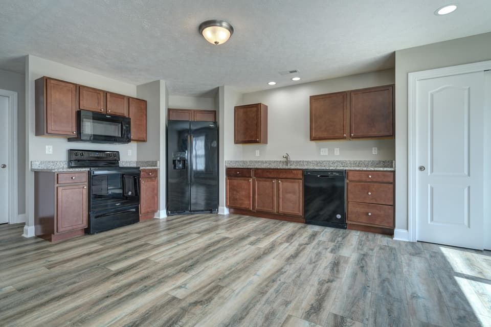 525 Twisted Oak Drive NW, photo 5 of 26