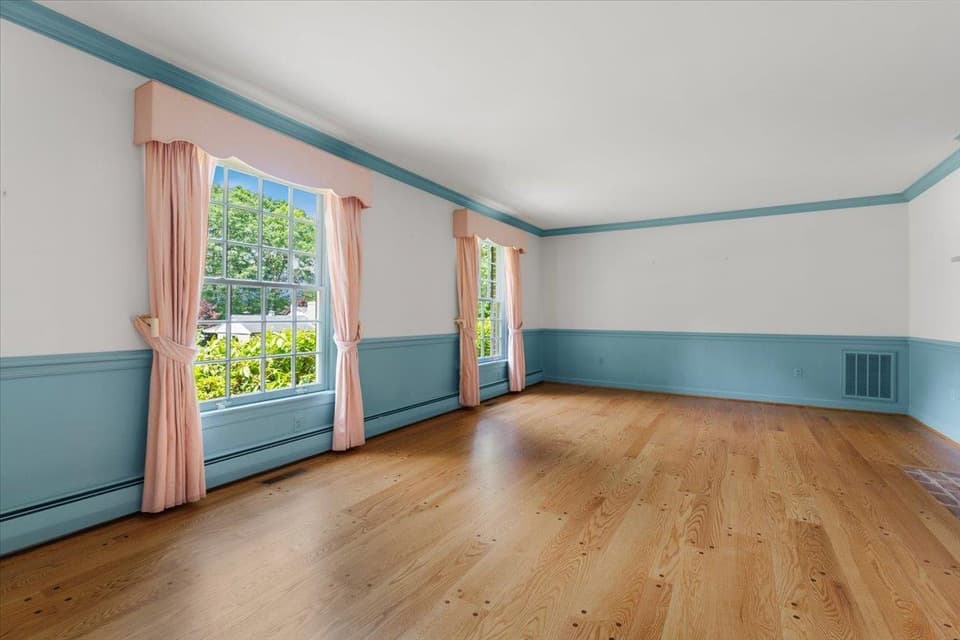 940 Oak Drive, photo 5 of 40