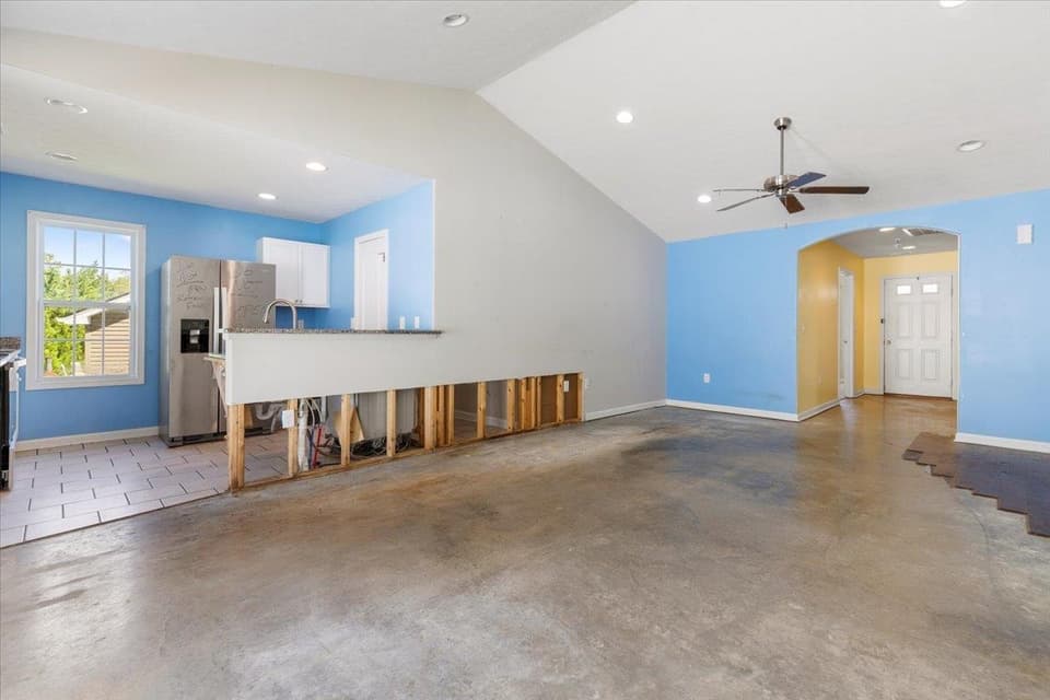 2100 Glade Drive SE, photo 25 of 40