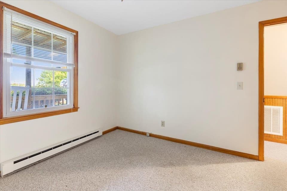 1363 Dow Street, photo 27 of 40
