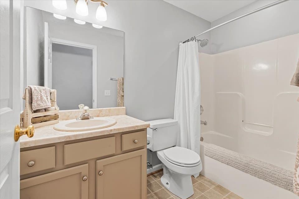 740 Independence Boulevard, photo 21 of 40