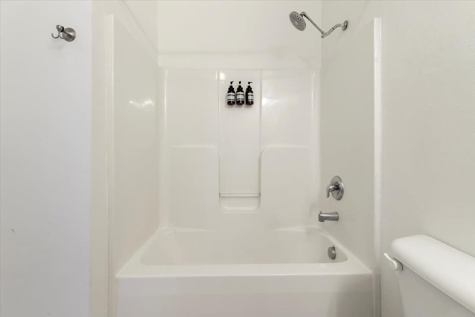 110 Sage Lane, photo 20 of 40