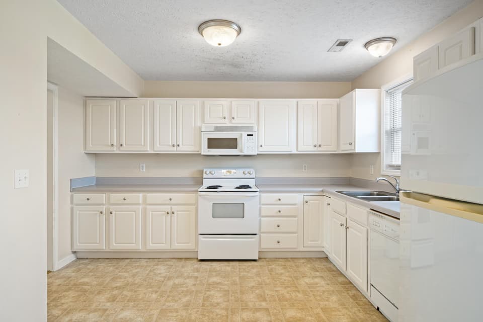 400 Wimmer Street, photo 11 of 33