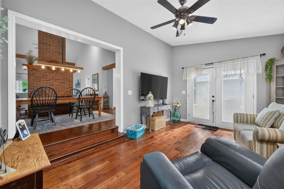 2405 Glade Drive SE, photo 28 of 40