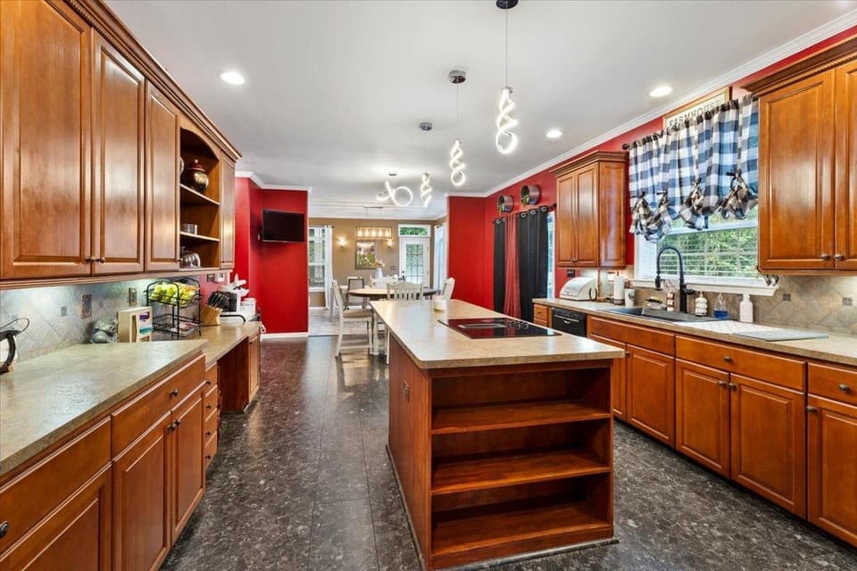 235 John Lemley Lane, photo 13 of 40