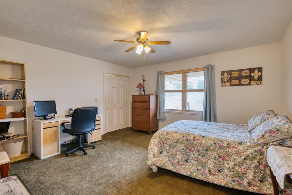 2705 Christiana Court, photo 29 of 40