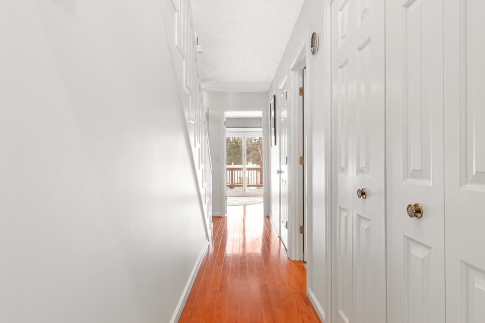 285 Emerald Boulevard, photo 18 of 40