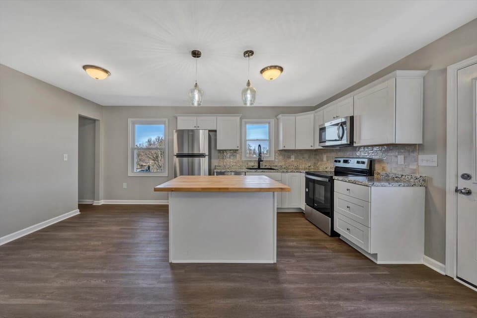 1395 Wall St NW, photo 7 of 28