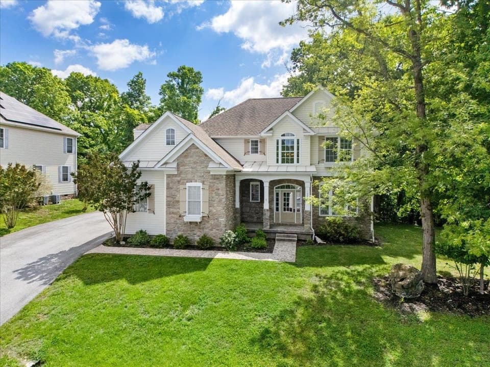 1044 Green Ridge Road, photo 4 of 40
