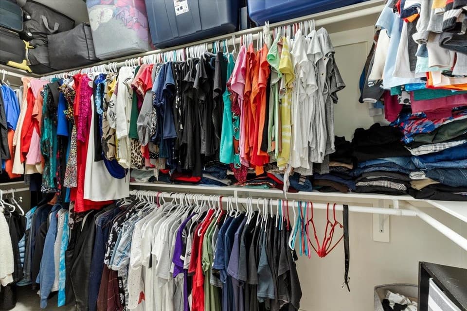 1015 Falor Lane, photo 24 of 40