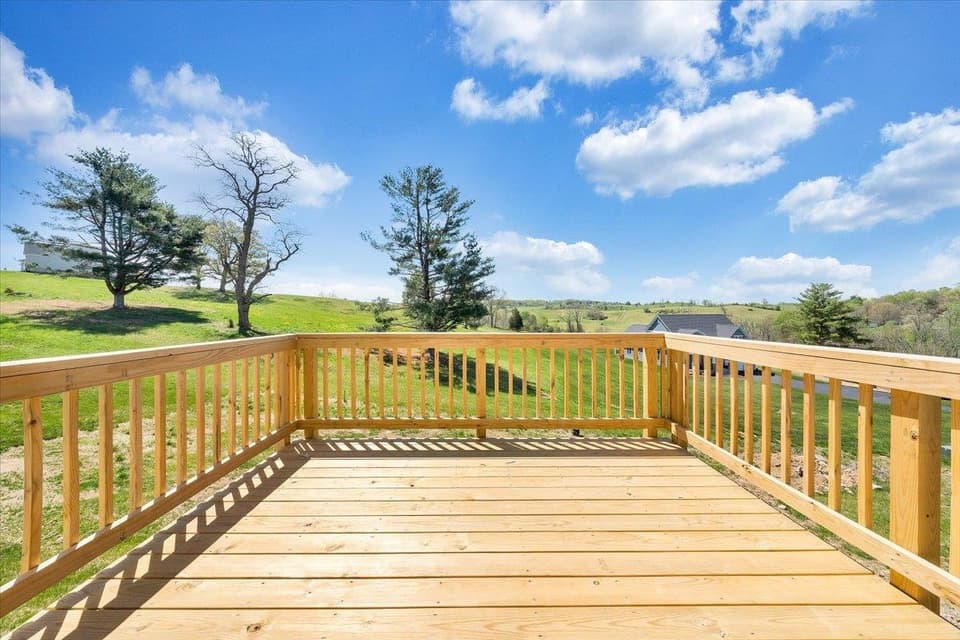 1017 Round Meadow Drive, photo 32 of 40