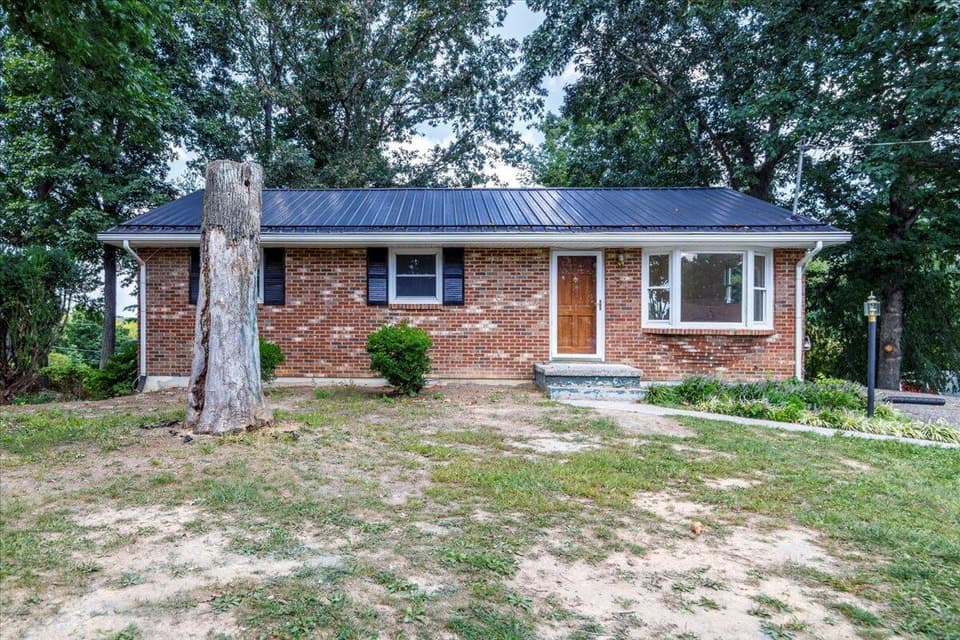 4320 Cumberland Dr SE, photo 5 of 40