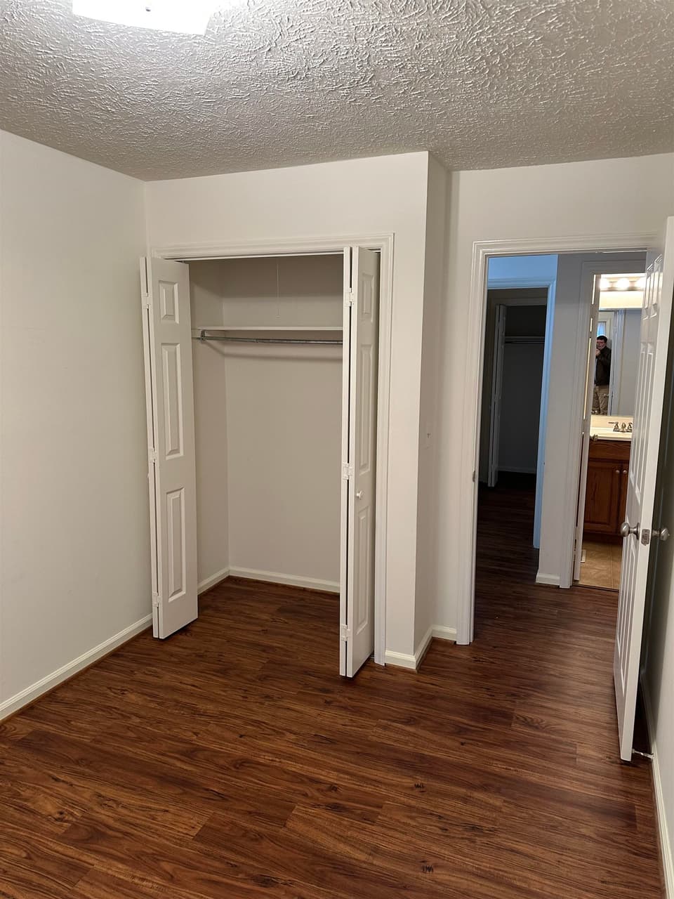 1687 York Drive, photo 3 of 16