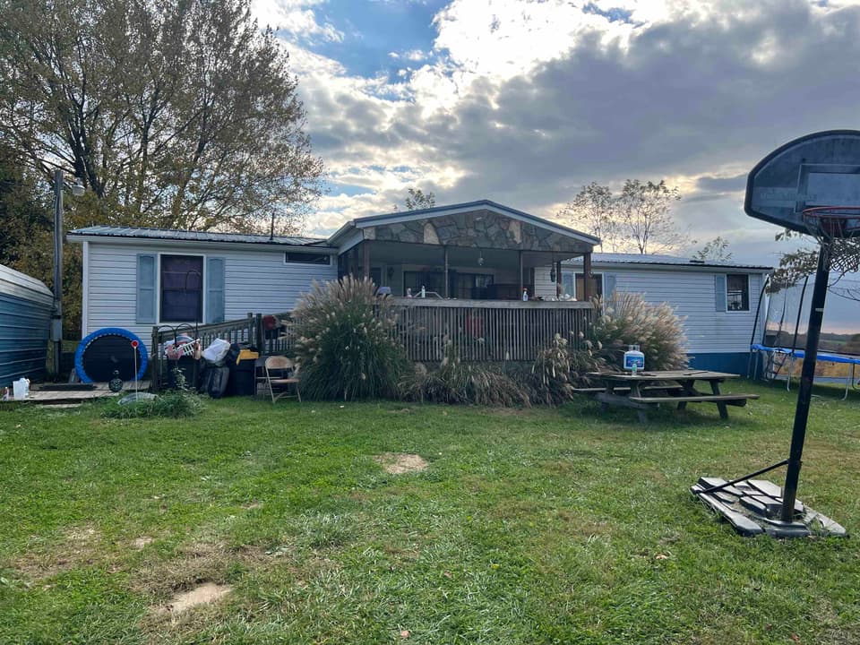 155 Mount Pleasant Road, Christiansburg, VA