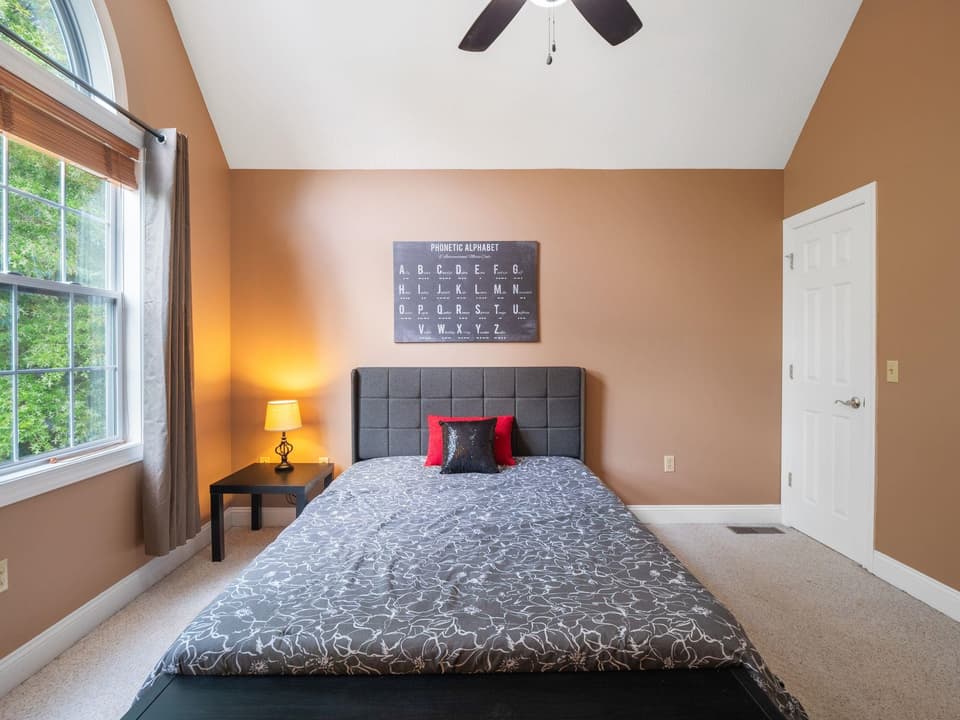 390 Gold Leaf Drive, photo 34 of 40
