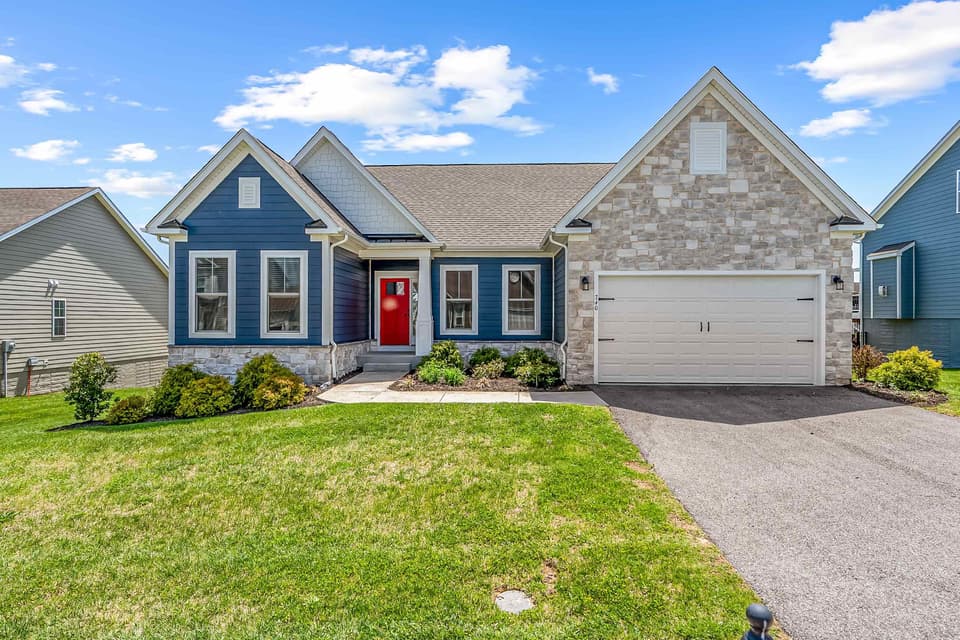 740 Jefferson Circle, Christiansburg, VA