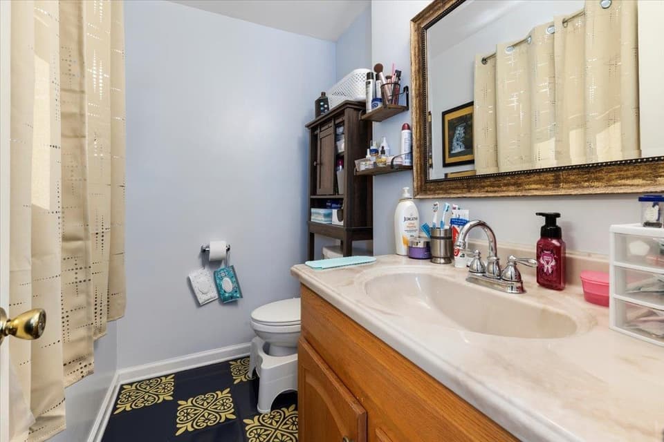 60 Overland Drive, photo 24 of 38