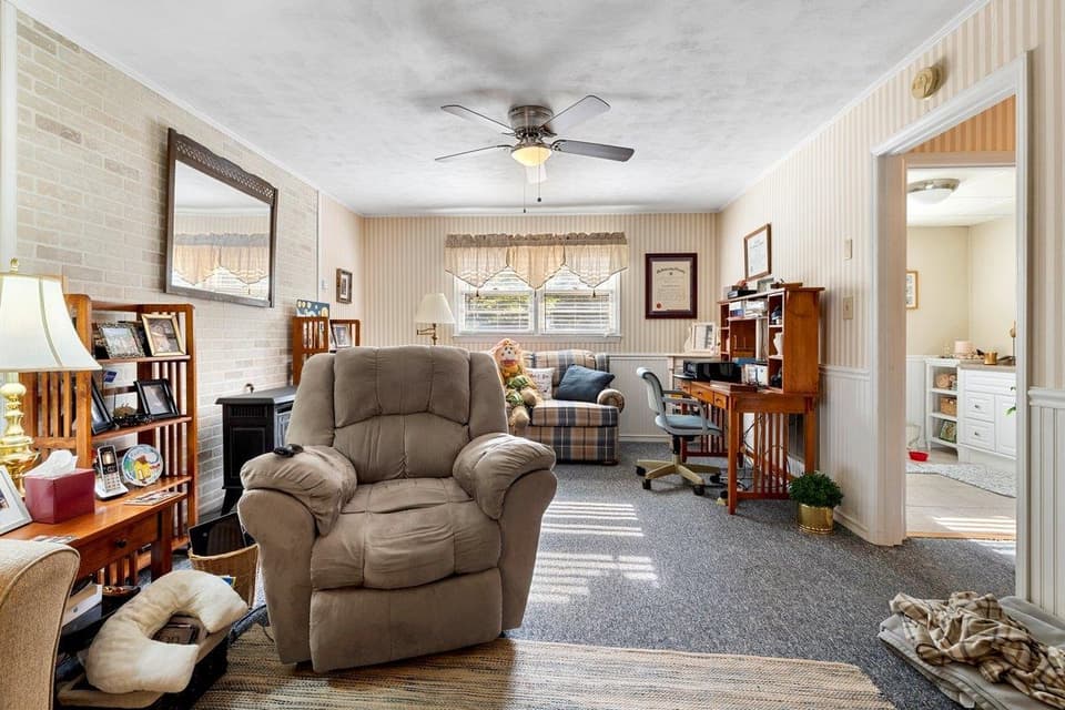 125 Edgewood Drive, photo 29 of 35