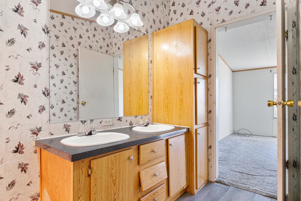 1150 King Street, photo 18 of 31