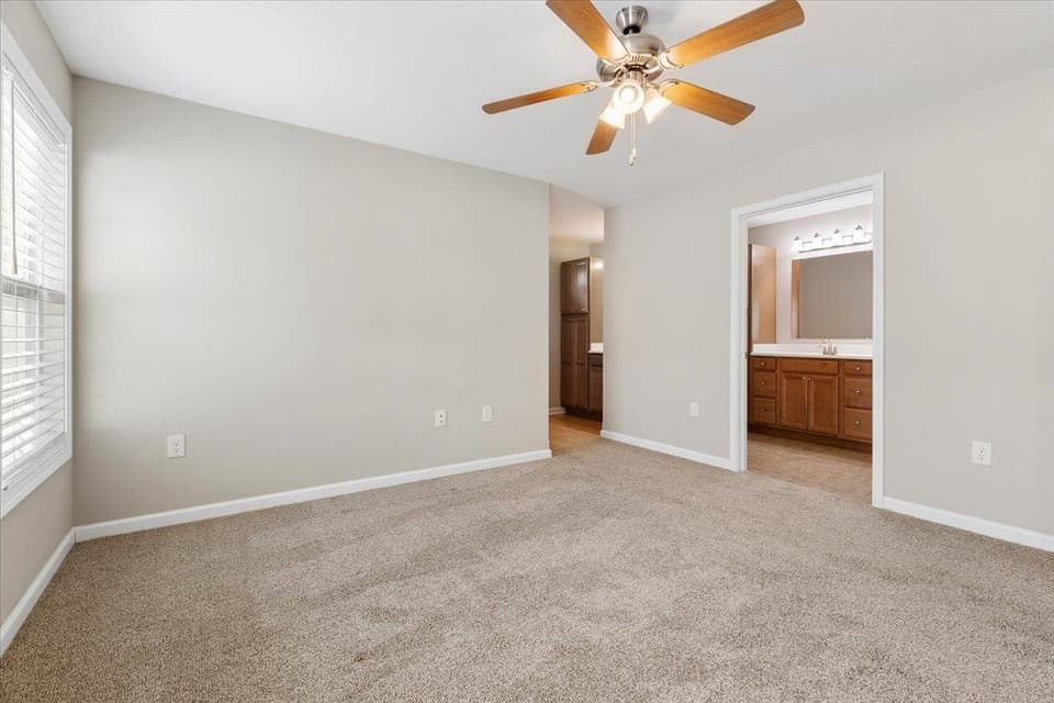 2045 Giles Drive SE, photo 29 of 40