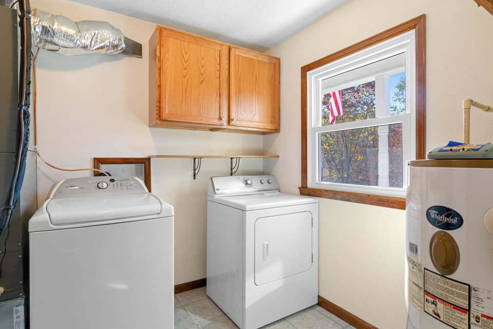 4550 Wayside Drive, photo 27 of 40