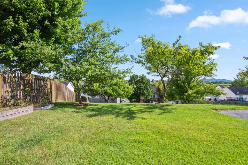 145 Wistaria Drive, photo 9 of 40