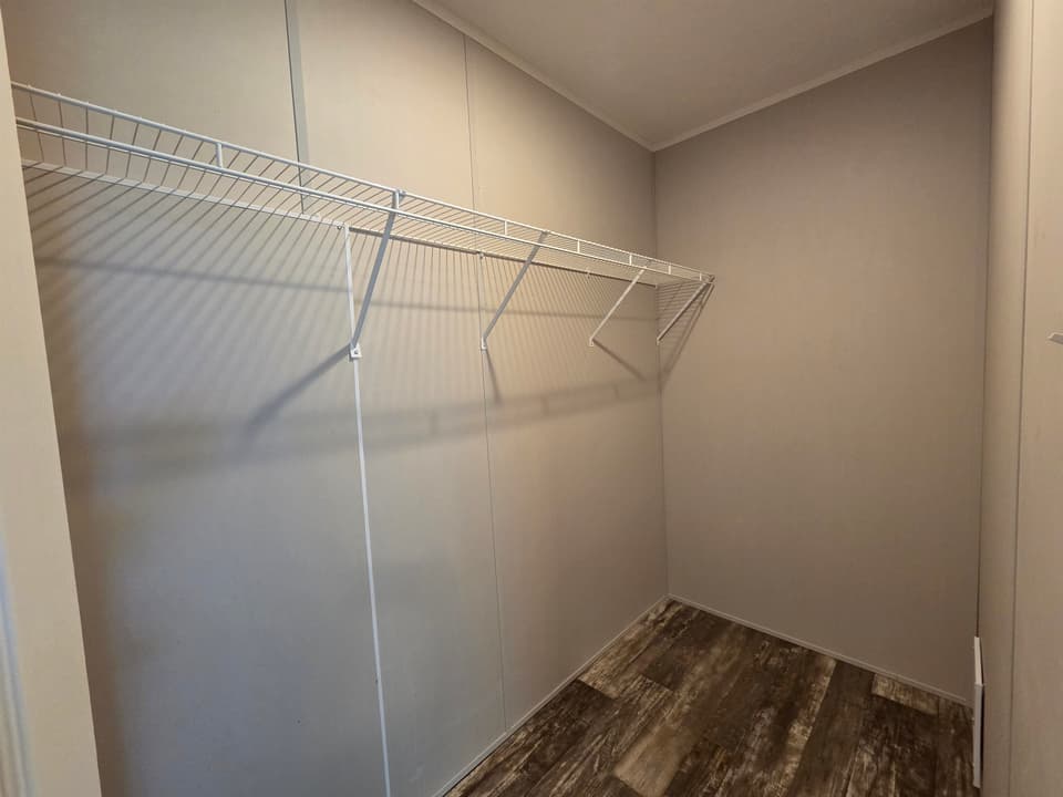 80 Boxwood Drive, photo 26 of 40
