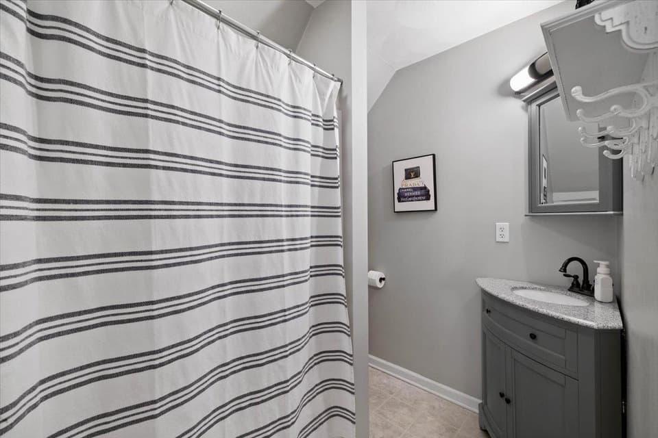 75 Copper Beach Court, photo 23 of 40