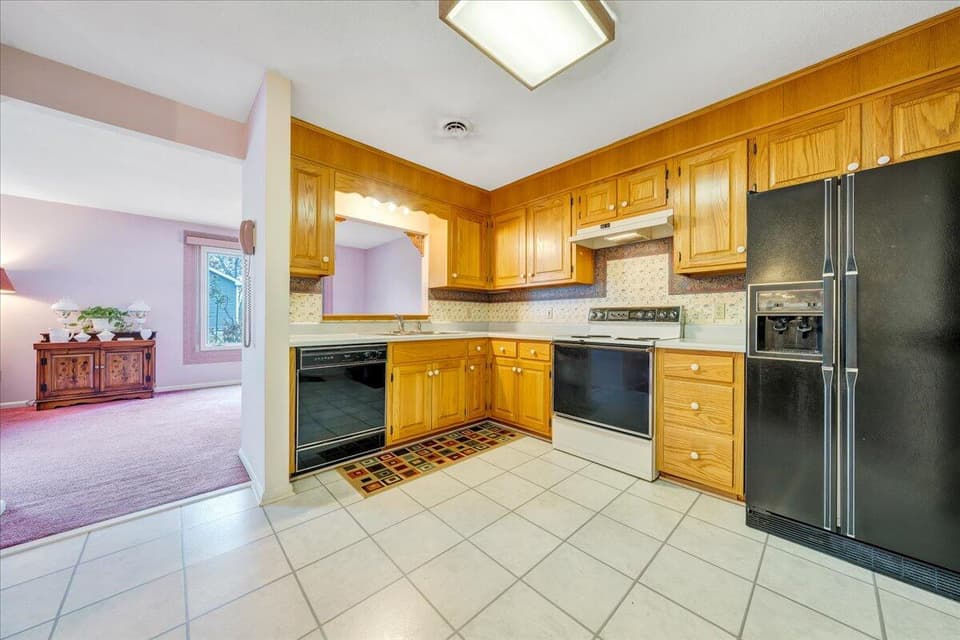 90 Patricia Lane NE, photo 17 of 38