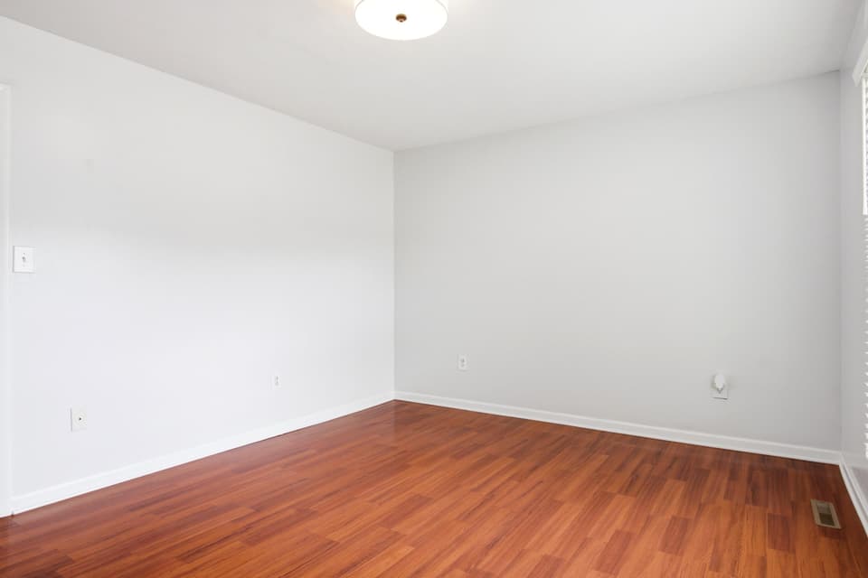 1790 Rainbow Street NE, photo 12 of 40