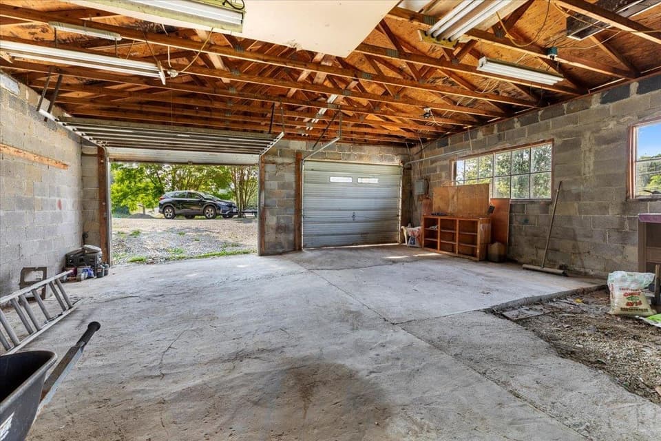 1160 Montgomery Street, photo 35 of 40