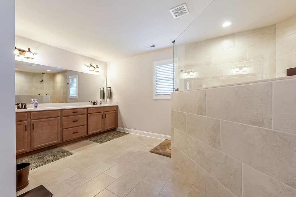 1042 Round Meadow Drive, photo 33 of 40