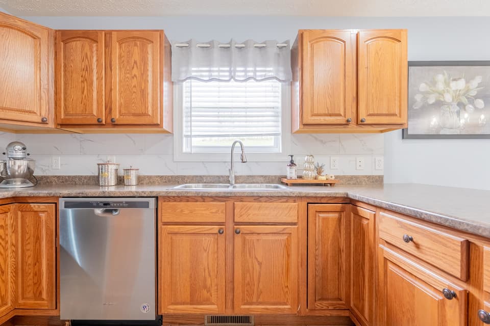590 Tall Oak Boulevard, photo 18 of 40