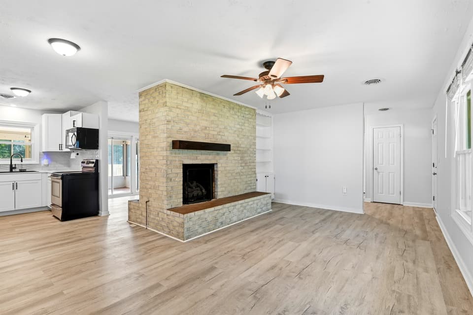 1245 Scott Street, photo 11 of 40