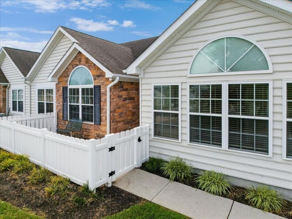 113 E Patriot Way Unit 192, photo 9 of 40